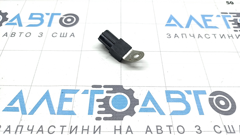 Конденсатор зажигания Jeep Grand Cherokee WL 21-26