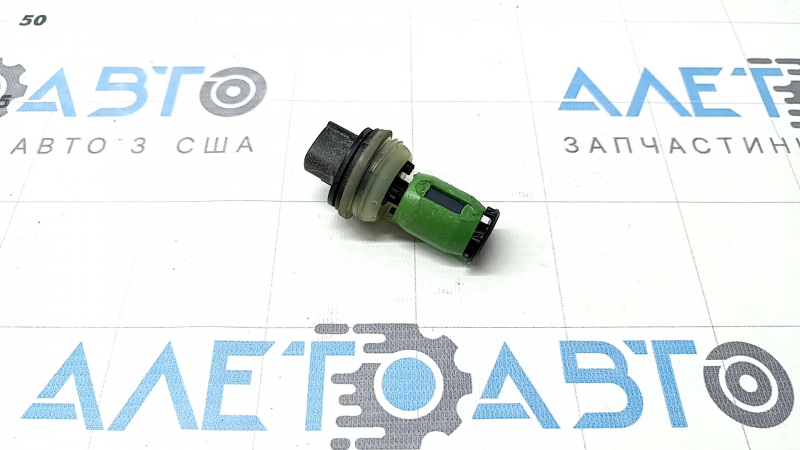 Датчик уровня жидкости бачка омывателя Subaru Outback 15-19