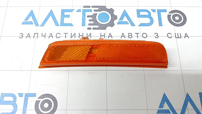 Повторитель поворотника передний правый Jeep Grand Cherokee WL 21-26