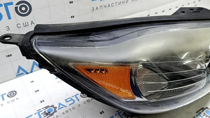 Фара передняя правая голая Kia Sorento 19-20 галоген + LED DRL, адаптив с накладкой и креплениями, под полировку