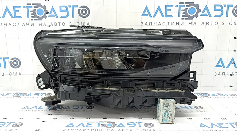 Фара передняя правая в сборе Jeep Grand Cherokee WL 21-26 LED, с кронштейном