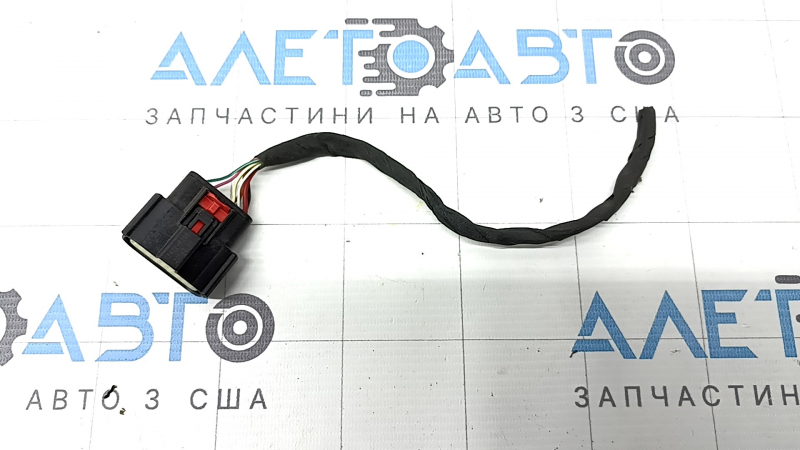 Фишка передней фары левая Jeep Grand Cherokee WL 21-26 LED