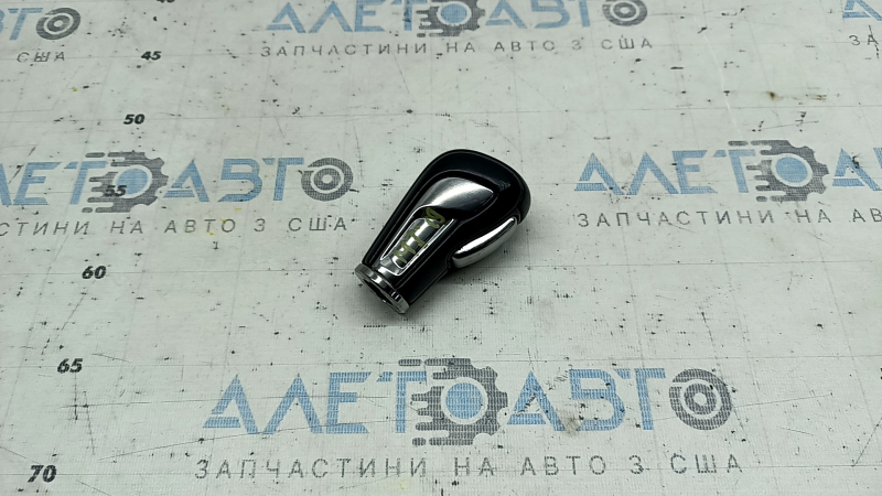 Ручка КПП Mazda 3 19-26 кожа черная, АКПП, царапины