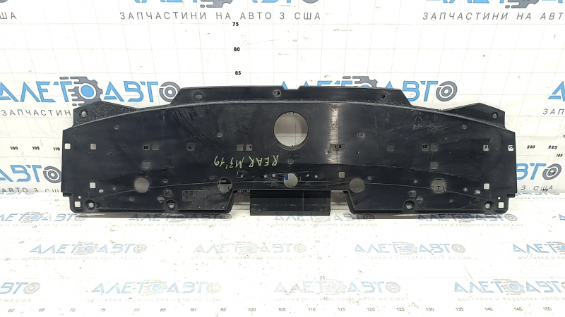 Защита заднего бампера центральная Mazda 3 19-26 4d