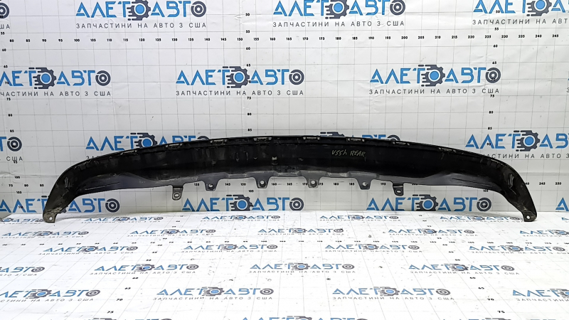 Губа заднего бампера Toyota Camry v55 15-17 usa LE царапина