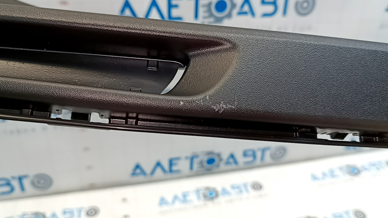 Бампер задний голый нижняя часть Toyota Rav4 19-25 под парктроники, структура под накладку