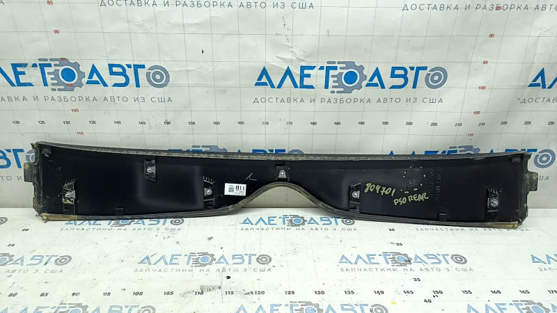 Накладка крыши задняя центральная Toyota Prius 50 16-22 сломано крепление