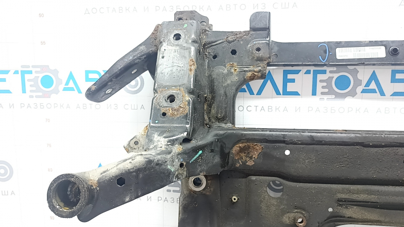 Подрамник передний BMW X5 F15 14-18 без активного рулевого, ржавый