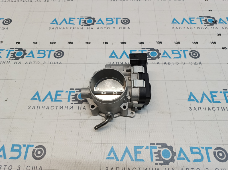 Дроссельная заслонка VW Passat b7 12-15 USA 2.5