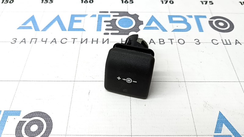 Прикуриватель багажника BMW X5 F15 14-18 с черной крышкой