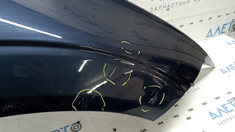Крыло переднее правое Volvo XC60 18-26 алюминий, синий 723, тычки