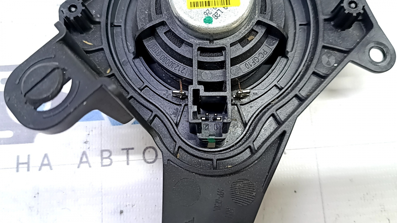 Динамик в потолок задний правый Volvo XC60 18-26 Bowers & Wilkins