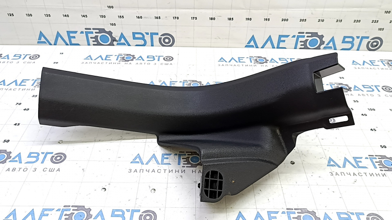 Накладка порога задняя правая Volvo XC60 18-26 черная, потерт