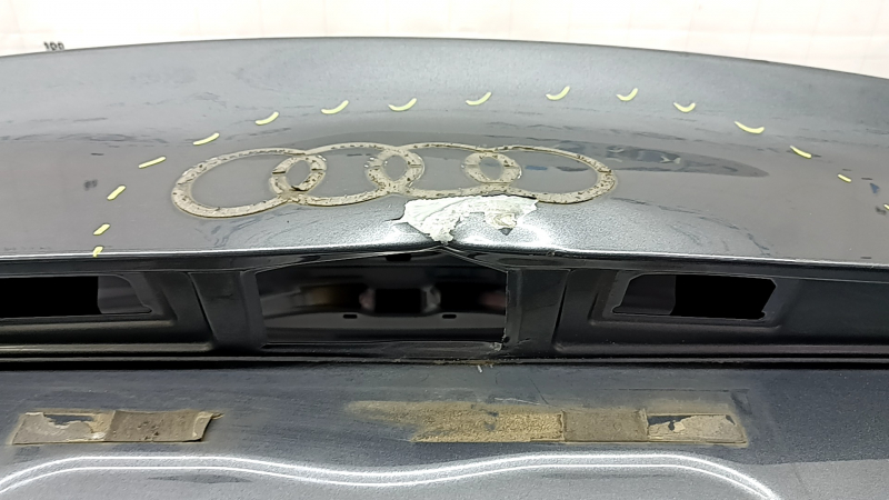 Крышка багажника Audi A4 B8 13-16 рест седан без спойлера, графит LX7R, вмятины, тычки