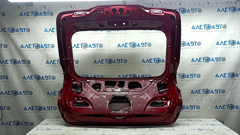 Дверь багажника голая Toyota Venza 21-24 красный 3Т3, деформирована