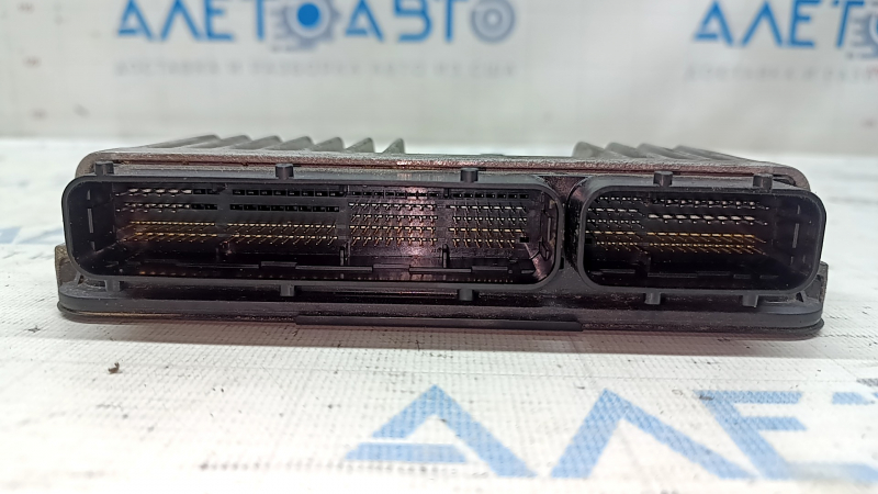 Блок ECU компьютер двигателя Toyota Prius 50 16-19