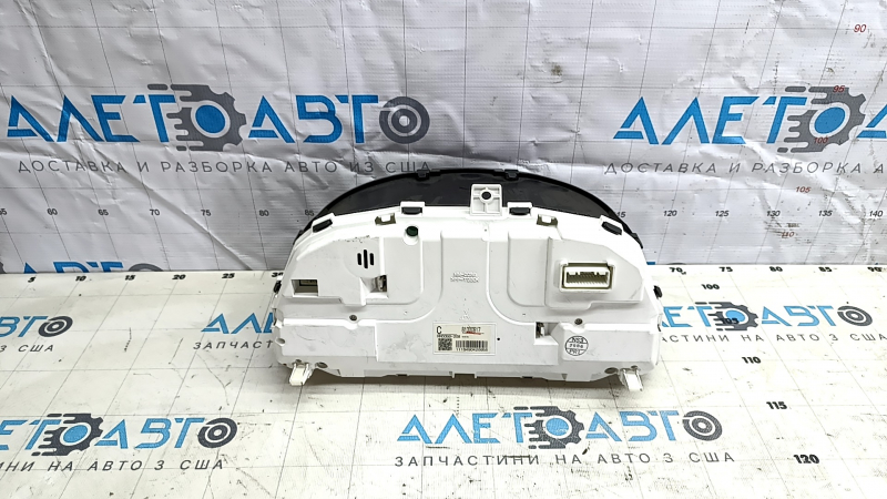 Щиток приборов Mitsubishi Outlander 16-18 132к, царапины