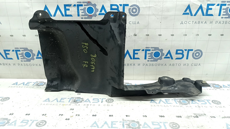 Защита двигателя боковая правая Toyota Prius 50 16-18 потерта, надорван