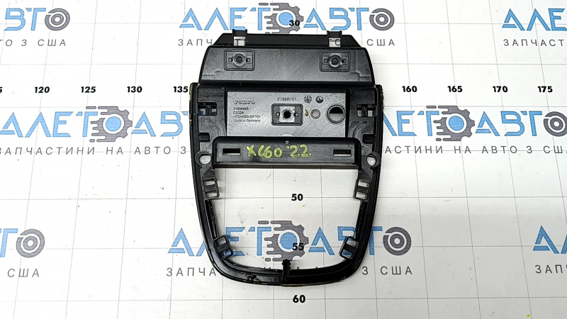 Кронштейн переднего плафона освещения Volvo XC60 18-26