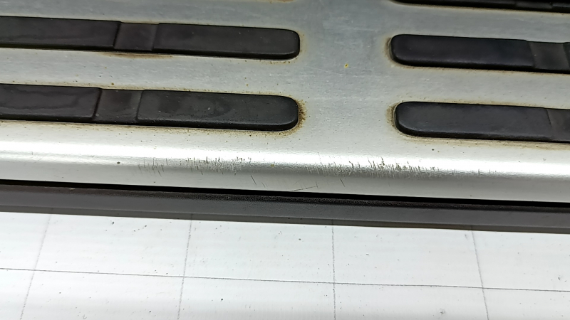 Порог правый Mercedes W167 GLE 350 450 20-26 структура, с подножкой, с подсветкой, царапины