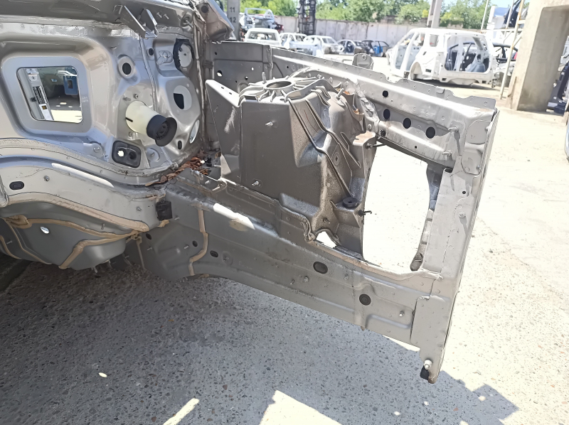 Четверть передняя левая Mercedes W167 GLE 350 450 20-24 на кузове, серебро