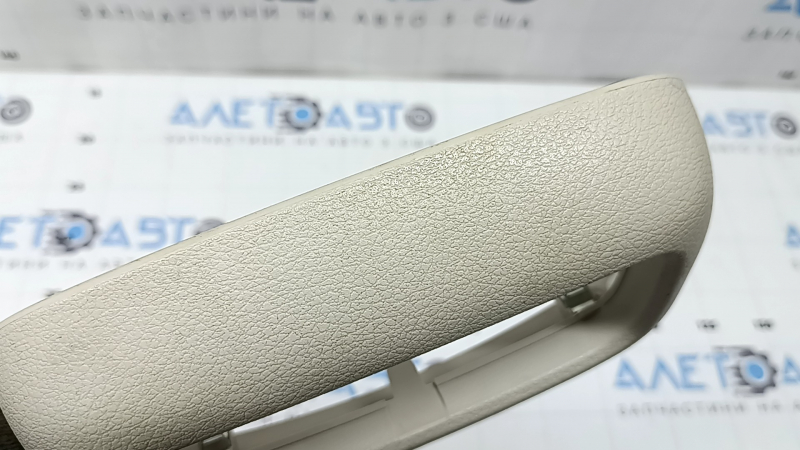 Накладка центральної консолі задня Mercedes W167 GLE 350 450 20-25 верхня, бежева, зламана напрямна, під чищення, подряпини
