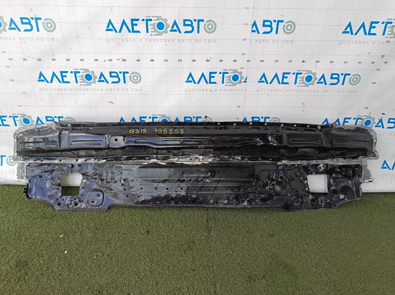 Задняя панель Audi Q3 83A 19-25 2 части, высверлена, черная
