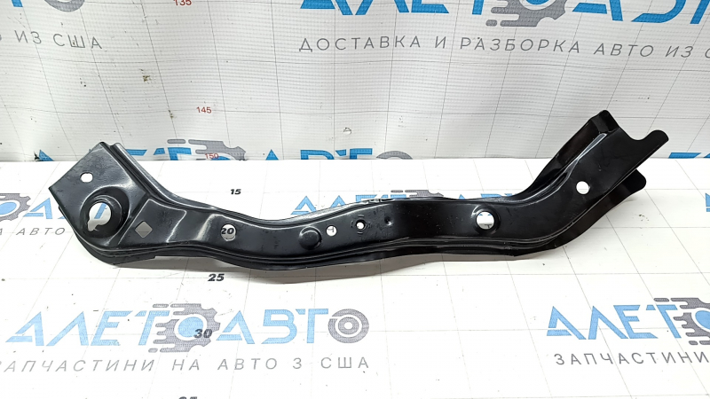 Планка телевизора ресничка правая Toyota Prius 50 16-22