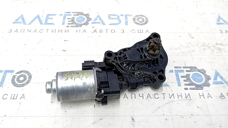 Деталь изнутри, с отметками на корпусе для Lexus NX200t/NX300/NX300h 2015-2021.