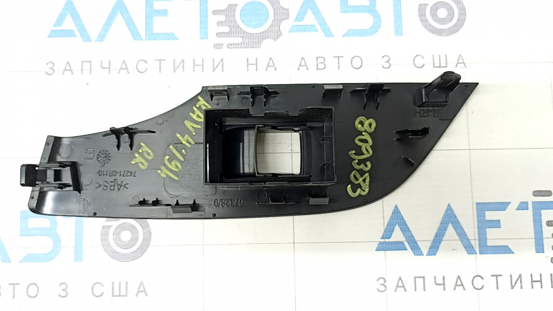 Накладка управления стеклоподъемником задним правым Toyota Rav4 19-25 структура, царапина