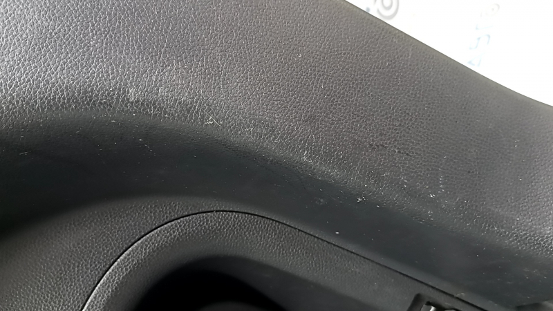 Обшивка арки правая Toyota Rav4 19-25 черная, с карманом, с плафоном, царапины