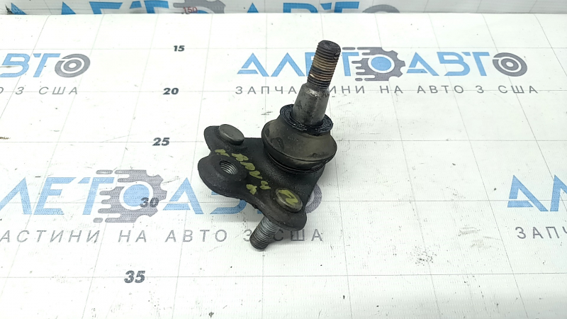 Шаровая опора левая Toyota Rav4 19-25