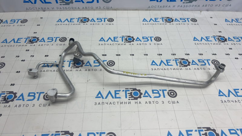Трубка кондиционера Nissan Ariya 23-26 с датчиком