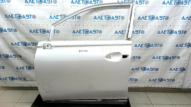 Дверь голая передняя левая Lexus RX350 RX450h 10-15 белый 077, примятости