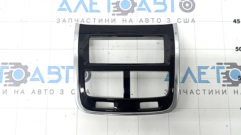 Накладка центральной консоли задняя Volvo XC90 16-25 тип 1, черный глянец, царапины