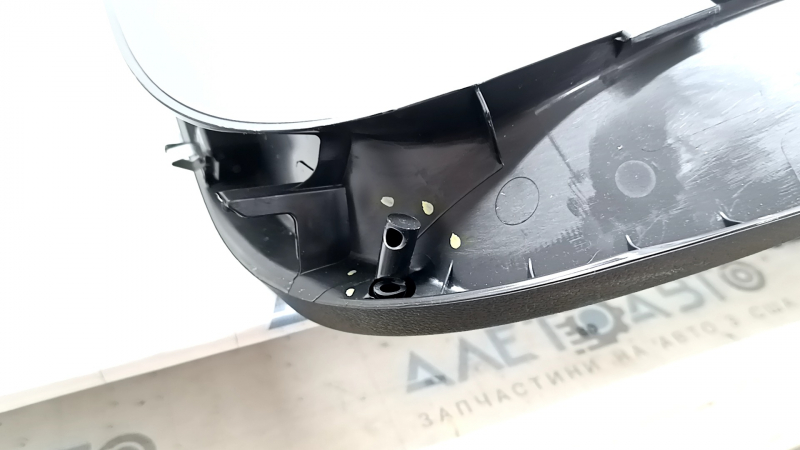 Обшивка двери багажника верхняя Audi A5 F5 18-25 5D черная, сломаны направляющие