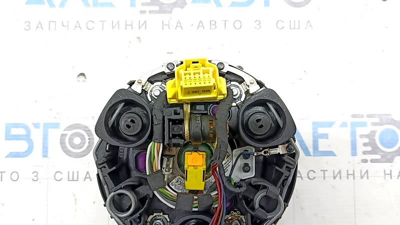 Детализированный ракурс задней части подушки airbag для Audi A5 2017-2025.