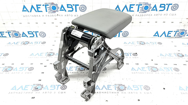 Подлокотник Audi A5 F5 18-19 кожа серая, с кронштейном
