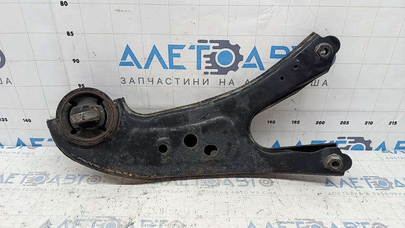 Рычаг продольный задний левый Lexus RX350 RX450H 10-15, микротрещины С/Б