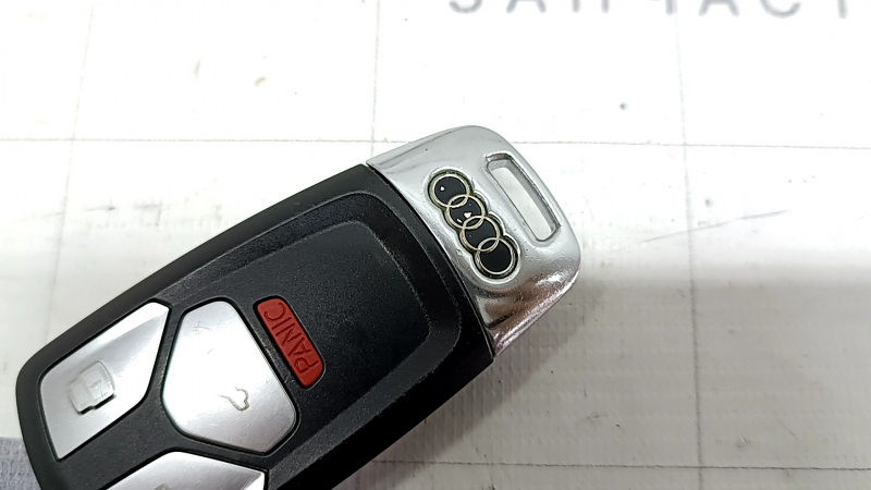 Ключ smart Audi A5 F5 18-18 4 кнопки, тип 2, тычки, потерт