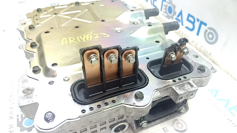 Инвертор передний Nissan Ariya 23-26 AWD