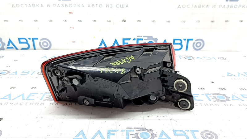 Фонарь внешний крыло правый Audi A5 F5 18-19