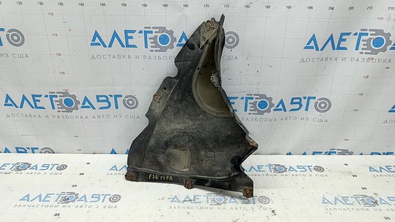 Подкрылок передний правый нижняя часть BMW 4 F32/33/36 14-20 M Pack, потерта, надорвана