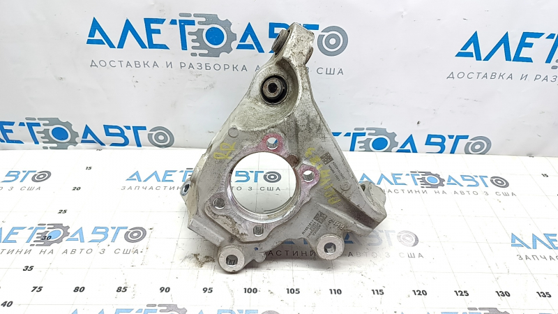 Цапфа задняя правая Nissan Ariya 23-26 без автопилота