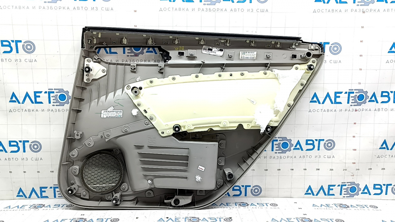 Обшивка двери карточка задняя левая VW Passat b8 16-19 USA серая, подлокотник кожа серый, молдинг под темное дерево, под химчистку
