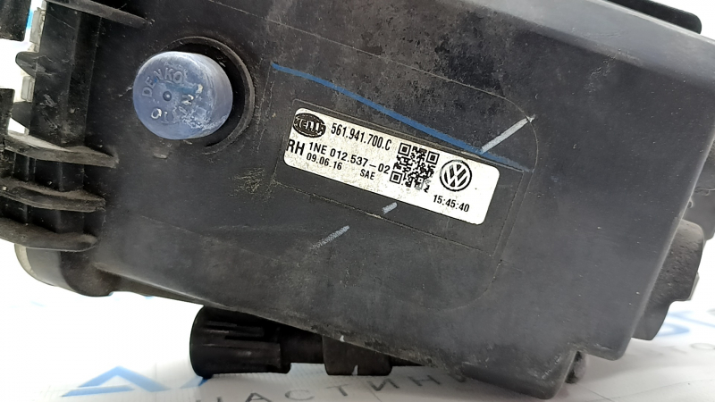 Противотуманная фара птф правая VW Passat b8 16-19 USA песок