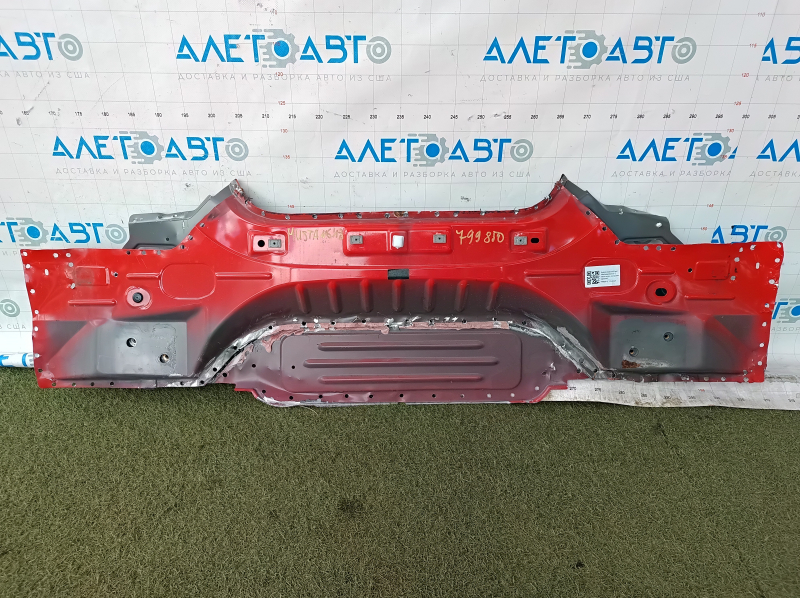 Задняя панель Ford Mustang mk6 15-23 2 части купе, высверлено, красная