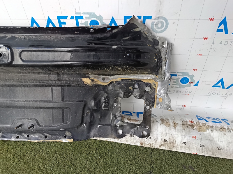 Задняя панель Audi A3 8V 15-18 4d, 2 части, черный LY9T, высверлено