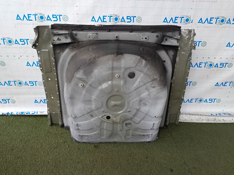 Корыто багажника Toyota Camry v50 12-14 usa, белый 040, высверлена