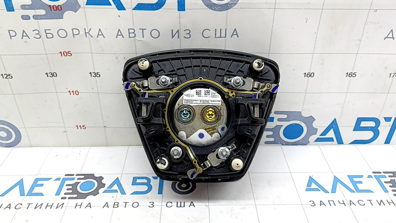 Задняя часть подушки безопасности руля Ford Ecosport 18-22 с креплениями и механизмами.